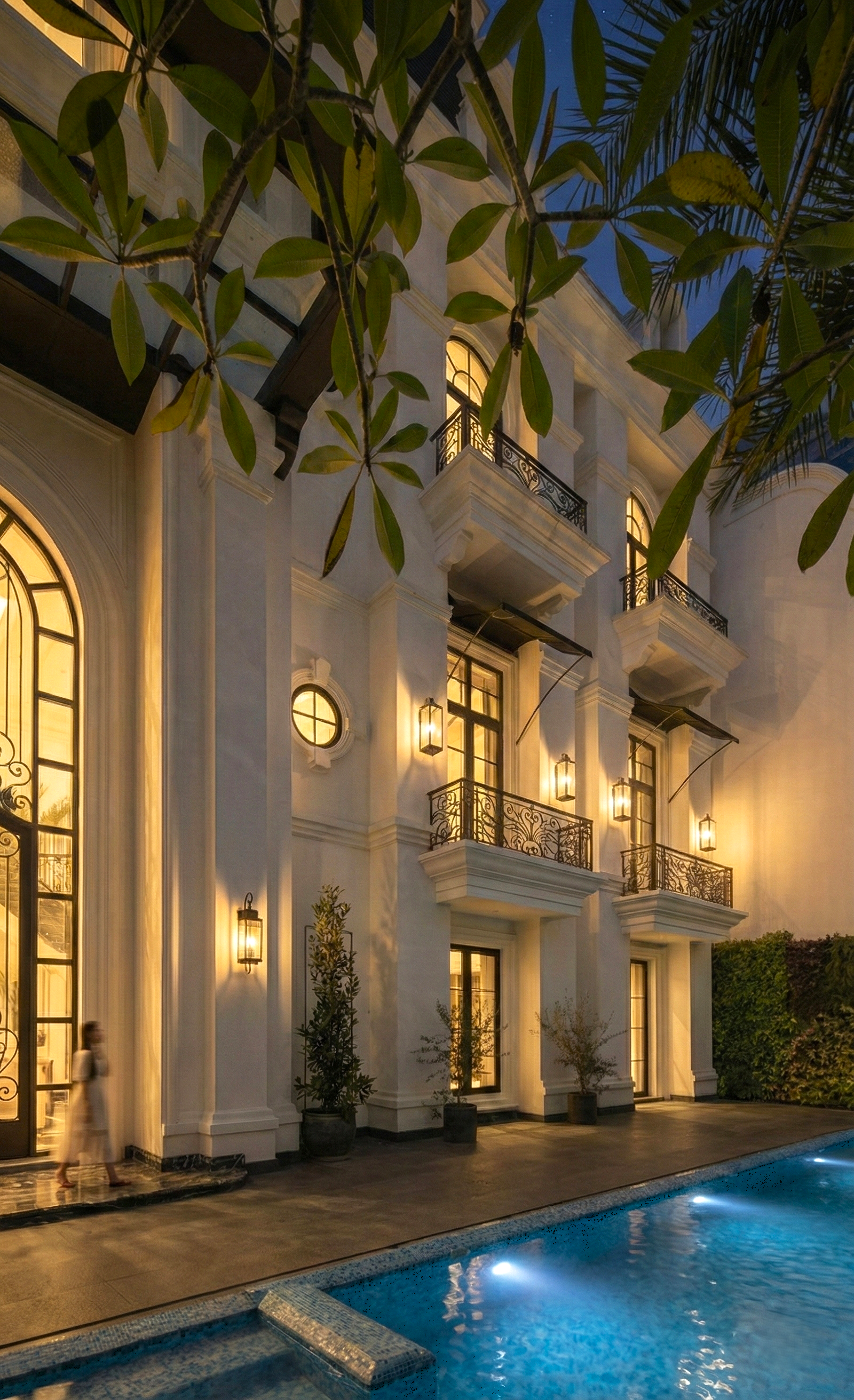 IR MANSION - Grand Interior