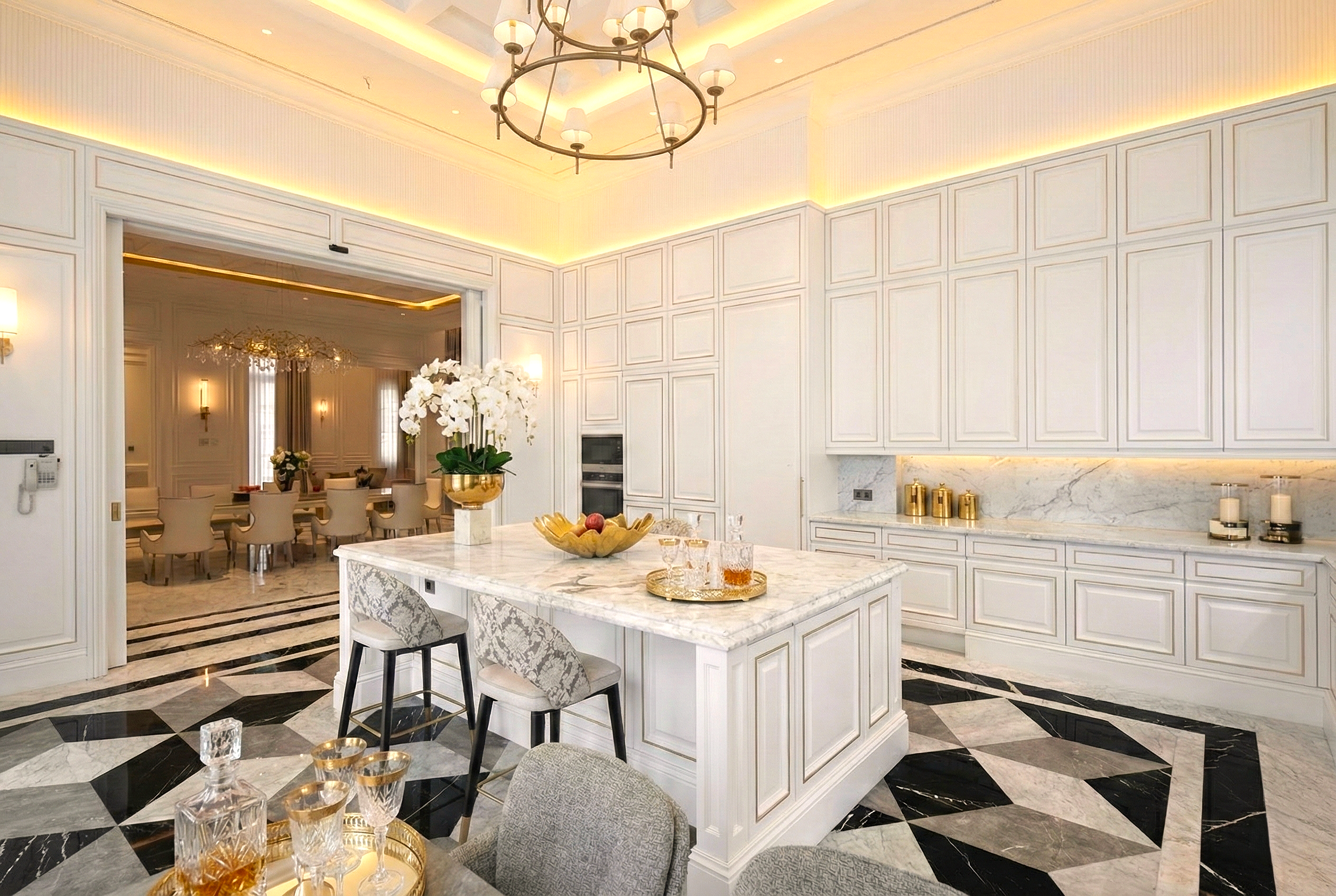 IR MANSION - Grand Interior